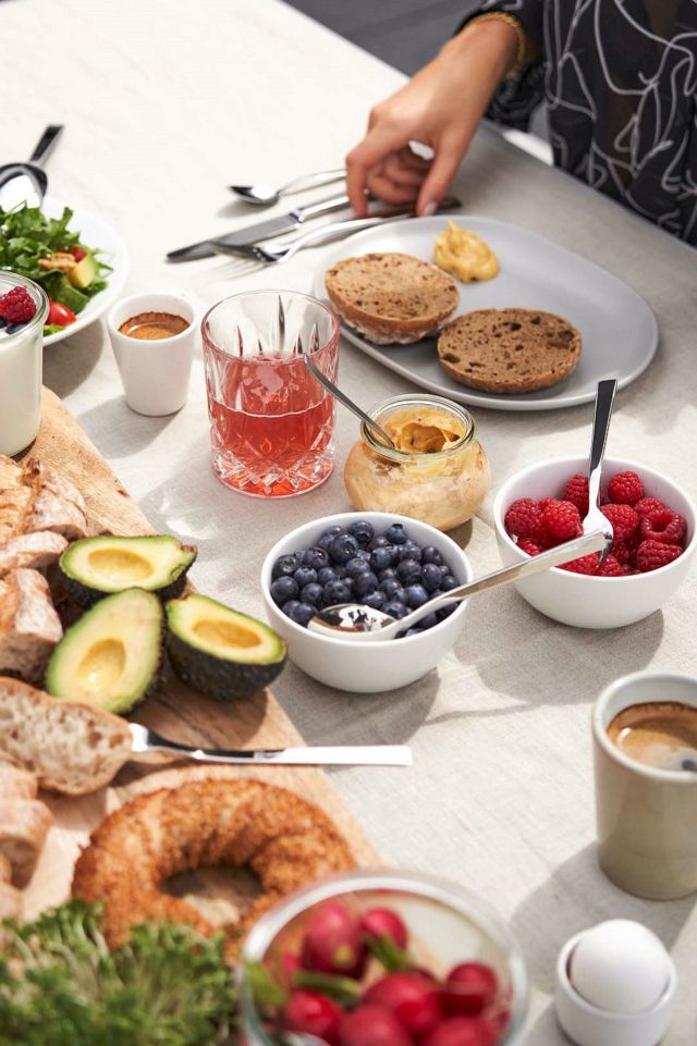 ZWILLING King 45 Piece Polished Stainless Steel Flatware Set Wholesale β ZWILLING King 45 Piece Polished Stainless Steel Flatware Set Stainless Steel ???? -MagicLinen Shop unnamed file 295