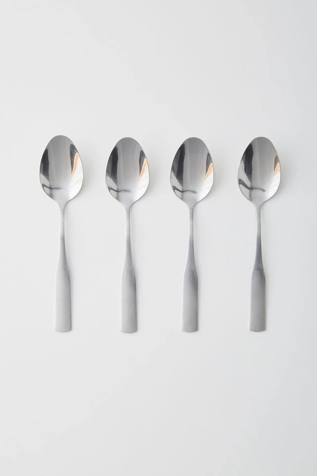 Budget ๐ Classic 4-Piece Dinner Spoon Set Silver ๐คฉ 1 Budget ๐ Classic 4-Piece Dinner Spoon Set Silver ๐คฉ