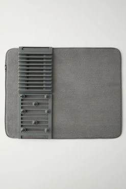 New ✔️ Umbra U-Dry Peg Drying Rack With Mat Carbon 💯 -MagicLinen Shop unnamed file 576