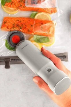 Deals 👍 ZWILLING Fresh & Save Vacuum Food Storage 7 Piece Set Plastic 🎁 -MagicLinen Shop unnamed file 601