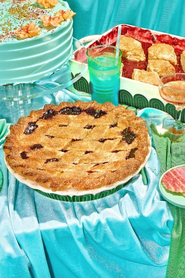 Great Jones Sweetie Pie Ceramic 10-inch Baking Dish Cheapest ???? Great Jones Sweetie Pie Ceramic 10-inch Baking Dish Broccoli ???? -MagicLinen Shop unnamed file 761