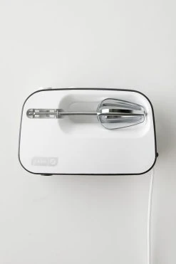 Cheapest ❤️ Easy Storage 2.0 Hand Mixer White ✔️ -MagicLinen Shop unnamed file 861