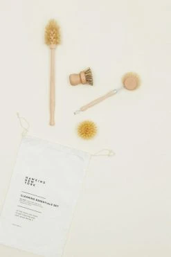 Budget โญ Hawkins New York Essential Cleaning Set Neutral ๐