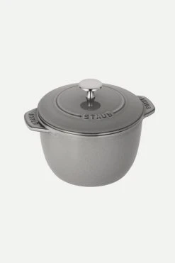 Brand new 🔔 Staub Cast Iron 1.5-qt Petite French Oven Graphite Grey ✨